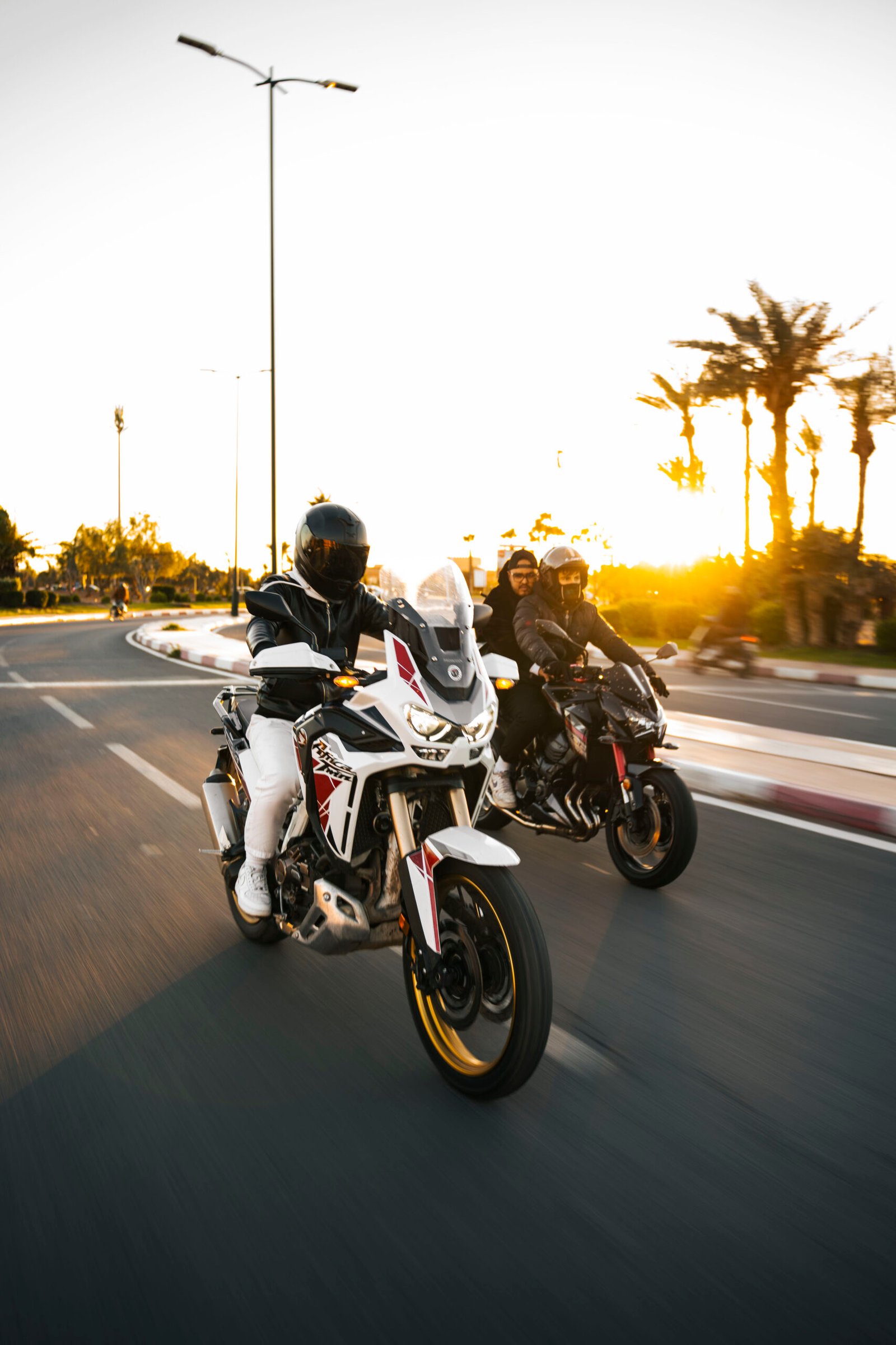 Moto onroad sur les routes marocaines